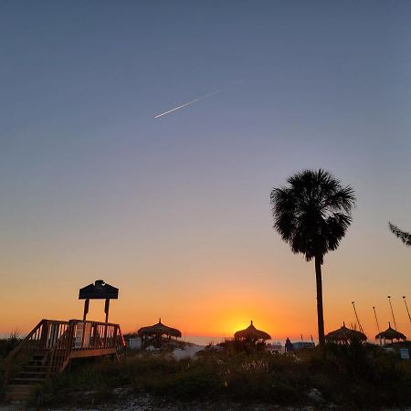 银浪湾海滩度假酒店 布雷登顿海滩 外观 照片
